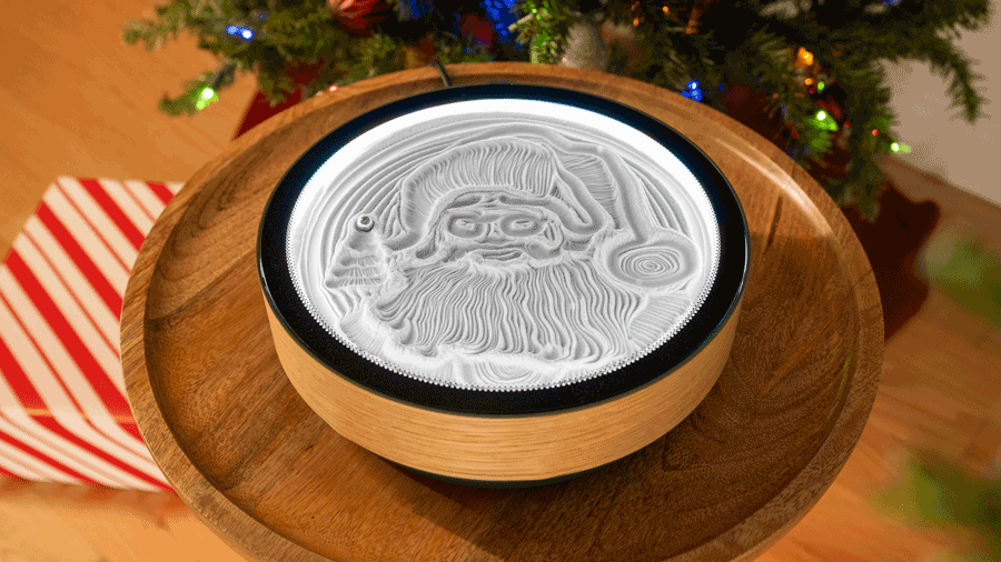 Festive Kinetic Sand Art for Holidays